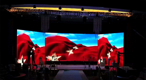 2018小間距顯示屏全面突破，引爆行業(yè)未來(lái)